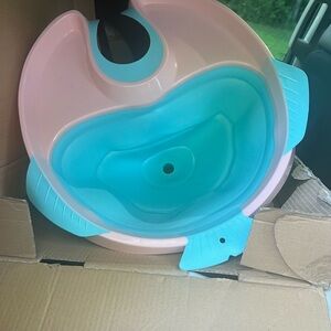 NEW Portable hair washing tray brand new